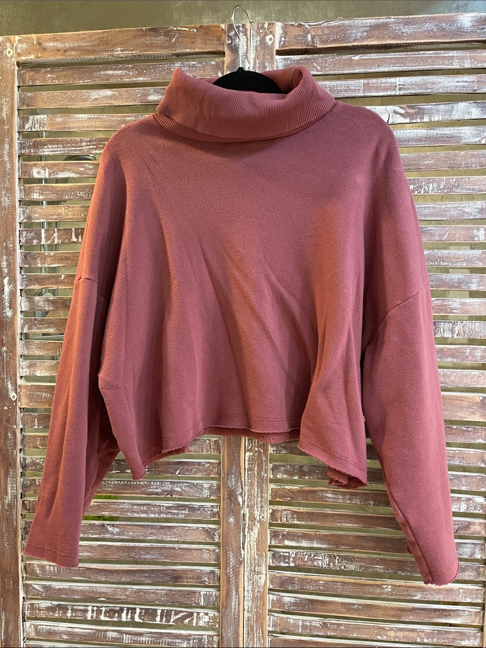 American eagle medium sweatshirt cowl neck crop top